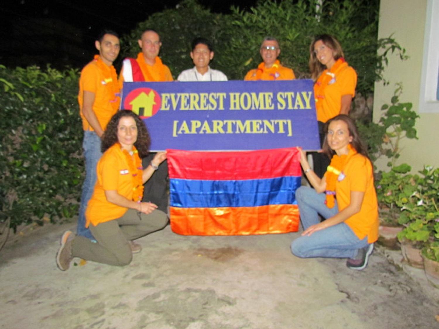 Everest Home Stay Apartment ラリトプル エクステリア 写真