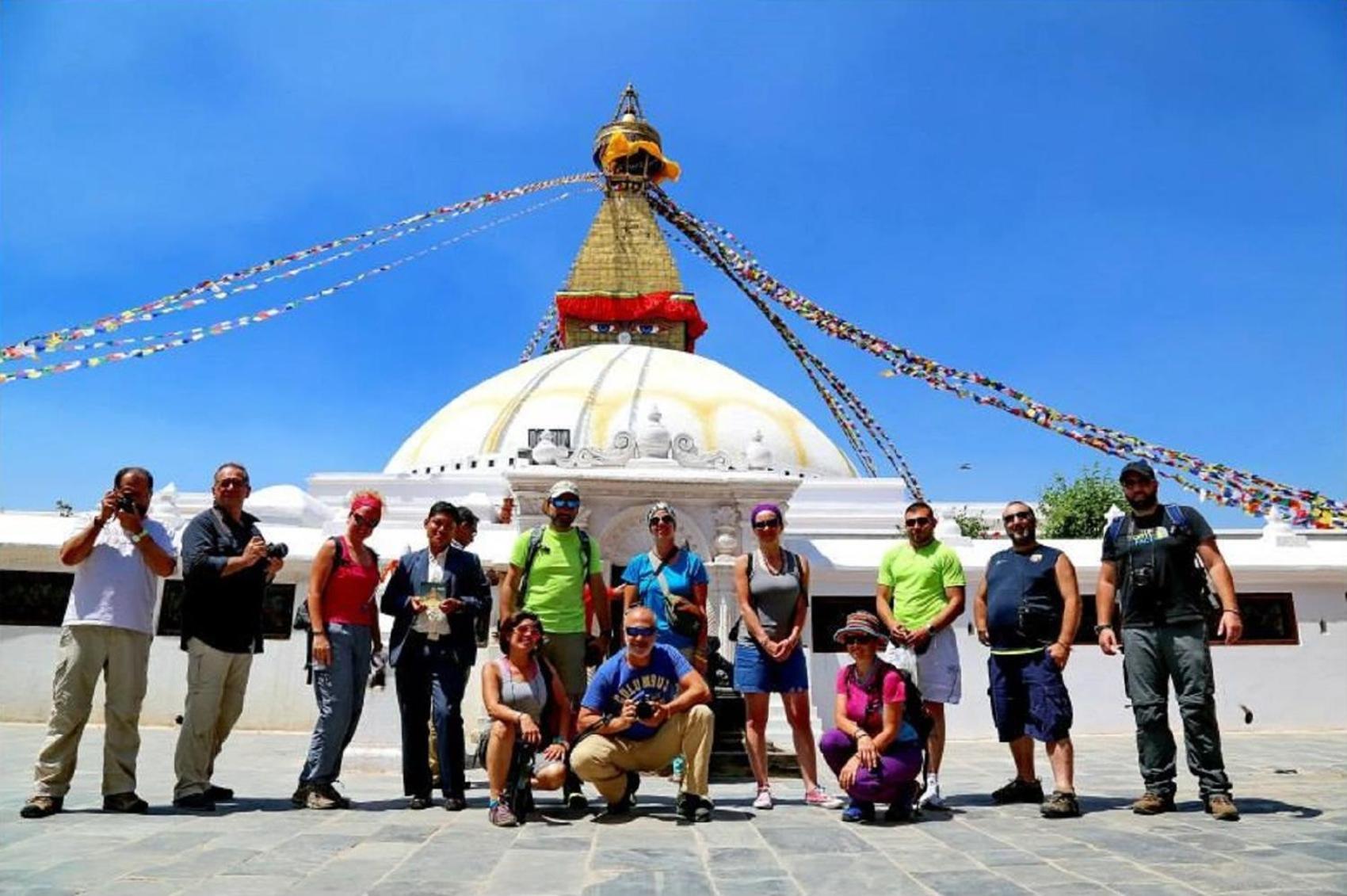 Everest Home Stay Apartment ラリトプル エクステリア 写真