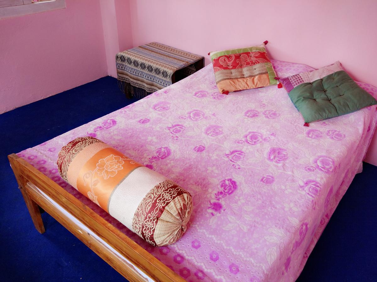 Everest Home Stay Apartment ラリトプル エクステリア 写真